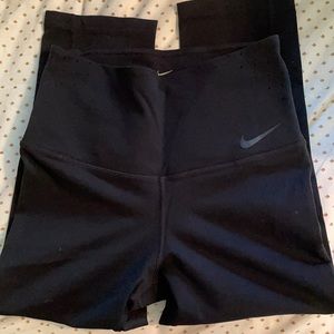 Nike High-waisted crop compression legging